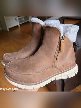 Sz 8.5 Women's SKECHERS SINERGY COLLAB CHESNUT Ankle Boots